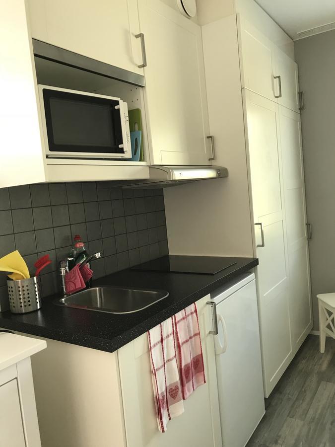 Apartment Leloek Lemland Bagian luar foto