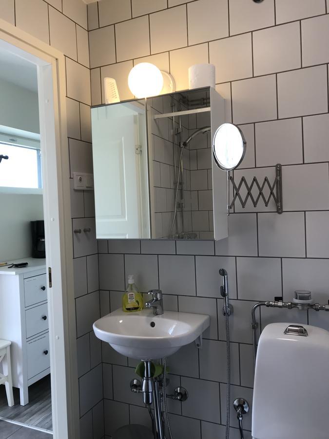 Apartment Leloek Lemland Bagian luar foto